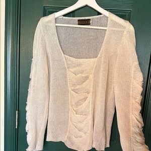 Knit long sleeve top